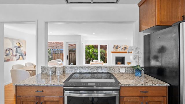 2 Burnham Court, San Carlos, CA 94070