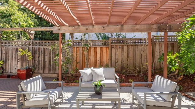 2 Burnham Court, San Carlos, CA 94070