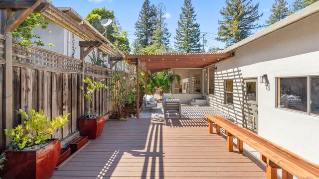 2 Burnham Court, San Carlos, CA 94070