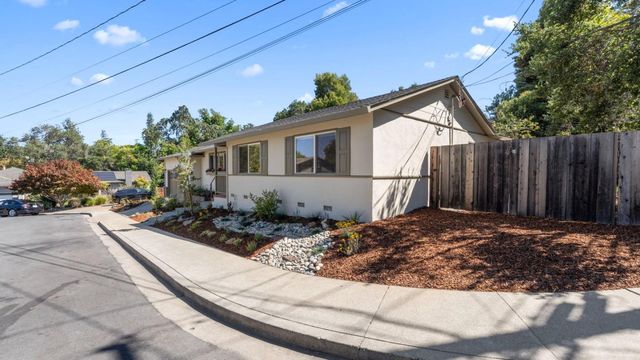 2 Burnham Court, San Carlos, CA 94070