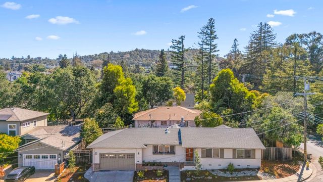 2 Burnham Court, San Carlos, CA 94070