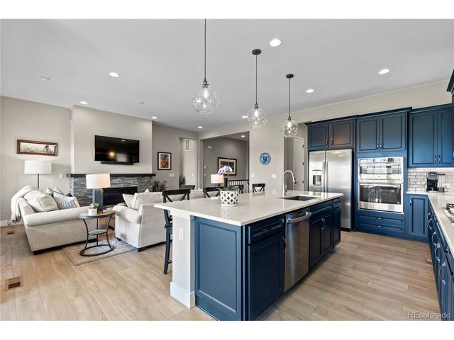 7129 Canyonpoint Rd, Castle Pines, CO 80108