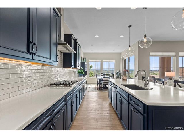 7129 Canyonpoint Rd, Castle Pines, CO 80108