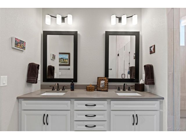 7129 Canyonpoint Rd, Castle Pines, CO 80108