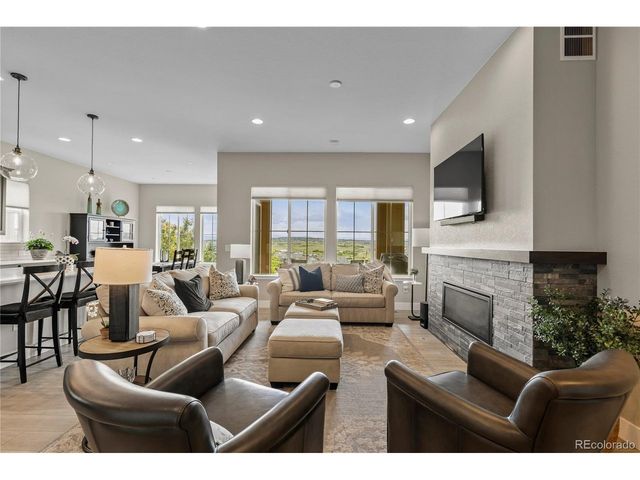 7129 Canyonpoint Rd, Castle Pines, CO 80108