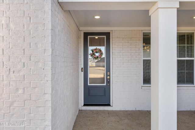 372 Fawn Grove Trail, Hernando, MS 38632