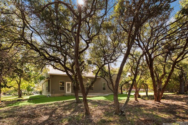 322 Eugene Sasser, San Antonio, TX 78260