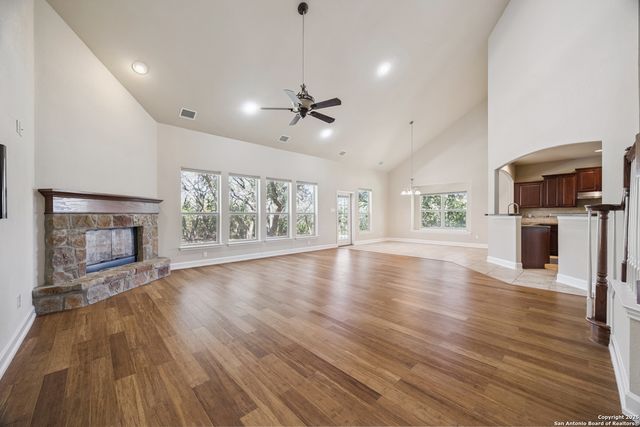 322 Eugene Sasser, San Antonio, TX 78260