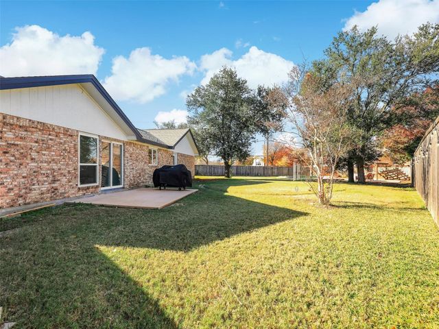 3913 Knob Hill Drive, Plano, TX 75023