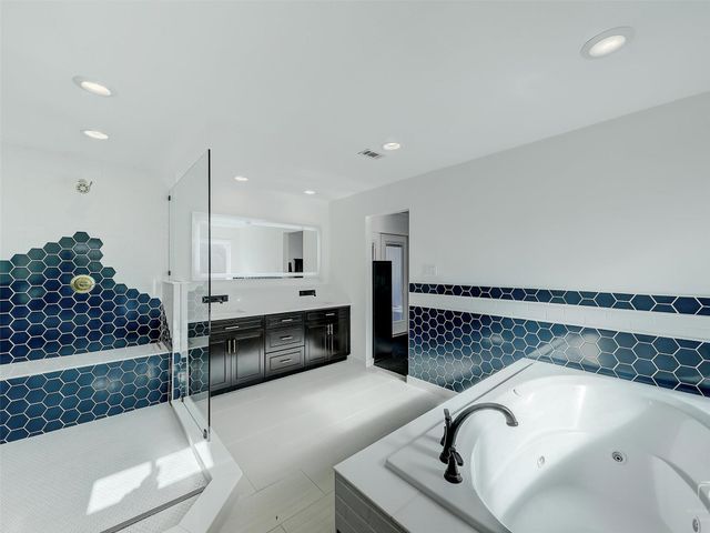 3913 Knob Hill Drive, Plano, TX 75023