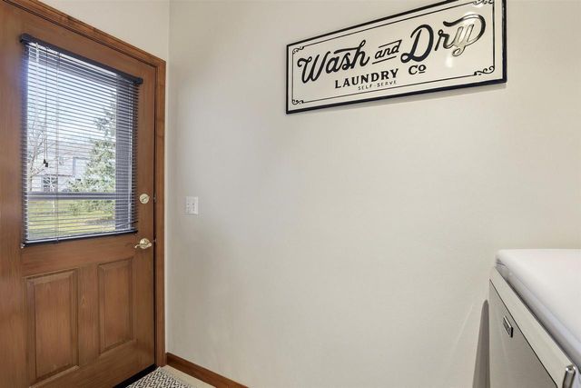 4207 N TIGERLILY DRIVE, Appleton, WI 54913