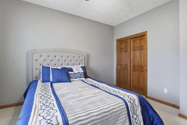 4207 N TIGERLILY DRIVE, Appleton, WI 54913