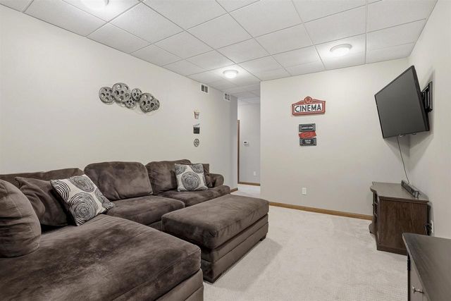 4207 N TIGERLILY DRIVE, Appleton, WI 54913