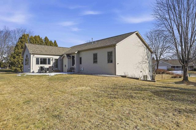 4207 N TIGERLILY DRIVE, Appleton, WI 54913