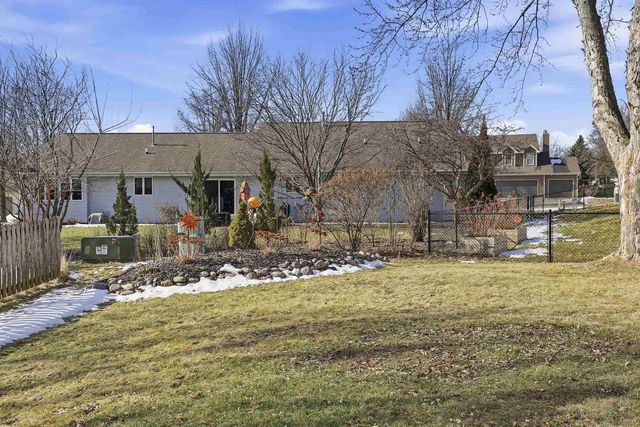 4207 N TIGERLILY DRIVE, Appleton, WI 54913