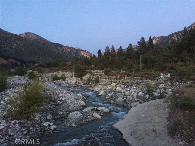 9112 Torrey Pines Road, Forest Falls, CA 92339