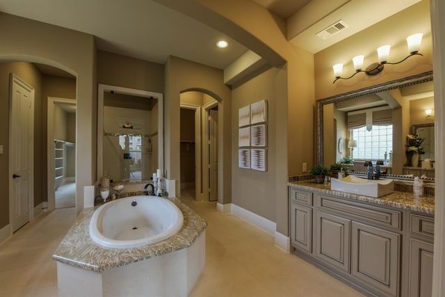5218 Alden Springs Boulevard, Sugar Land, TX 77479