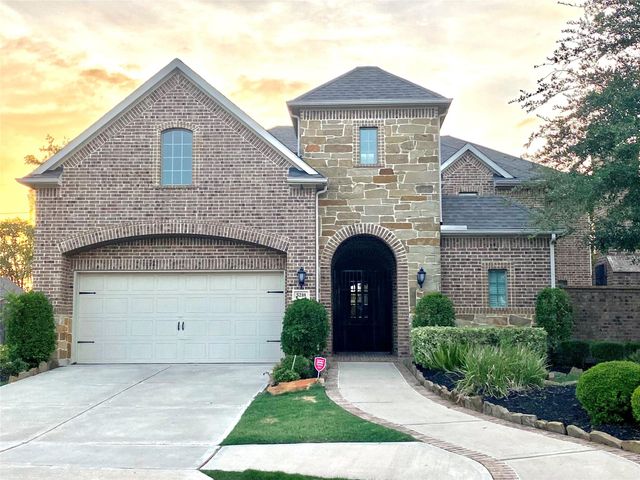 5218 Alden Springs Boulevard, Sugar Land, TX 77479