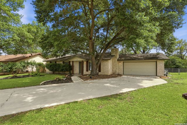303 CASTLE CT, Converse, TX 78109