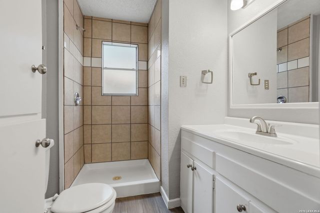 303 CASTLE CT, Converse, TX 78109