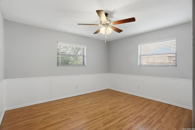 303 CASTLE CT, Converse, TX 78109