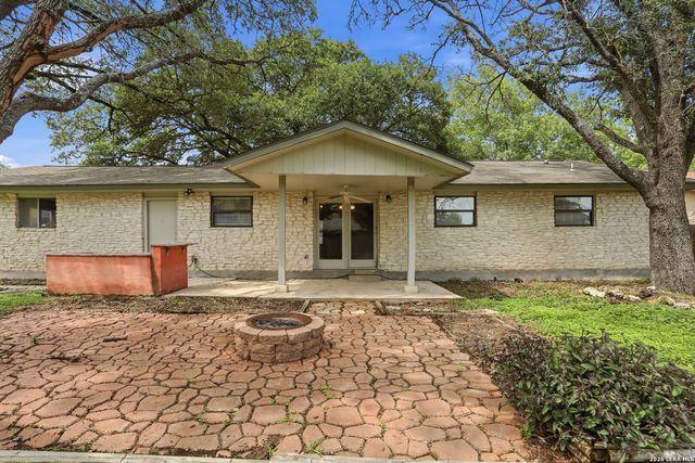 303 CASTLE CT, Converse, TX 78109