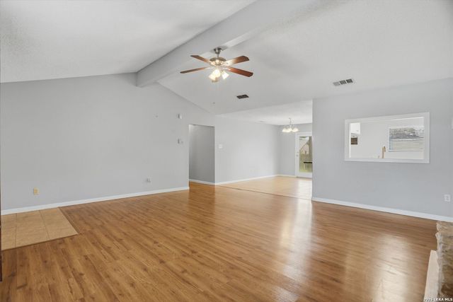 303 CASTLE CT, Converse, TX 78109