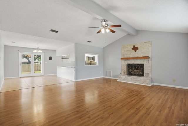 303 CASTLE CT, Converse, TX 78109