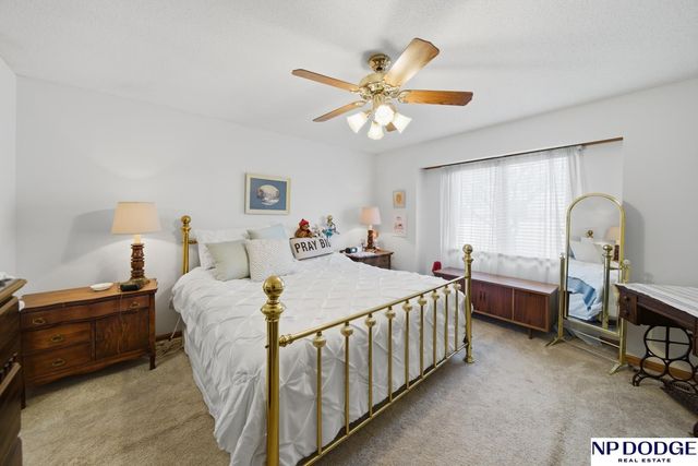 810 Heatherwood Drive, Fremont, NE 68025