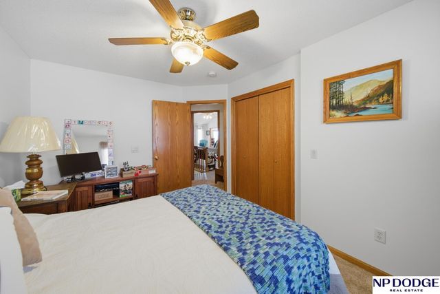 810 Heatherwood Drive, Fremont, NE 68025