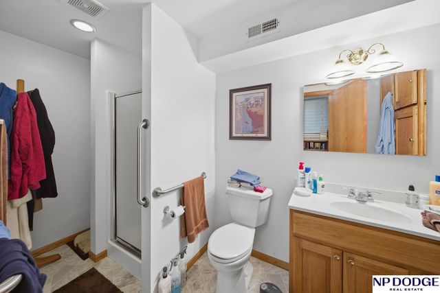 810 Heatherwood Drive, Fremont, NE 68025