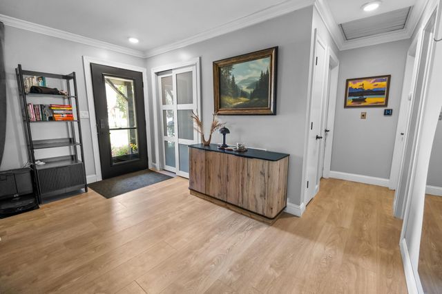 7564 New Albany Condit Road, New Albany, OH 43054