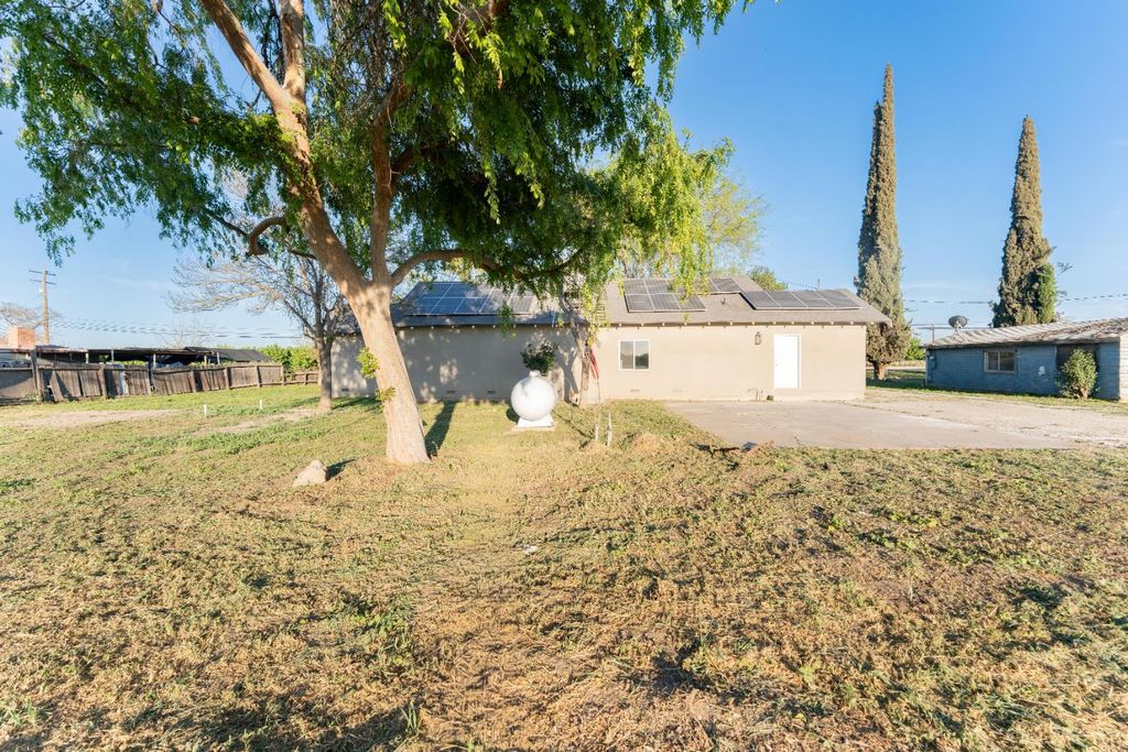 Image 30 of property listing at 7380 14th Avenue, Hanford, CA 93230