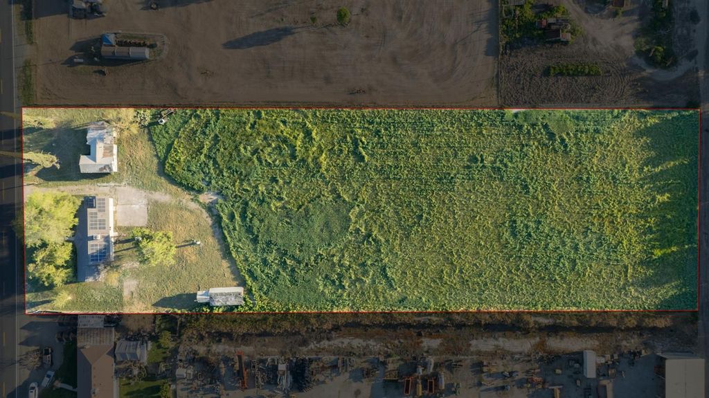 Image 39 of property listing at 7380 14th Avenue, Hanford, CA 93230