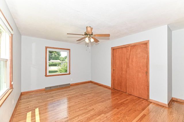W156N8008 Pilgrim ROAD, Menomonee Falls, WI 53051