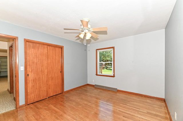 W156N8008 Pilgrim ROAD, Menomonee Falls, WI 53051