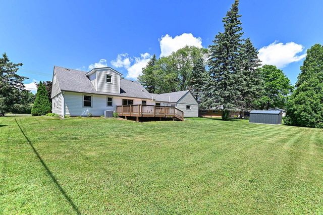 W156N8008 Pilgrim ROAD, Menomonee Falls, WI 53051