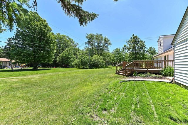 W156N8008 Pilgrim ROAD, Menomonee Falls, WI 53051