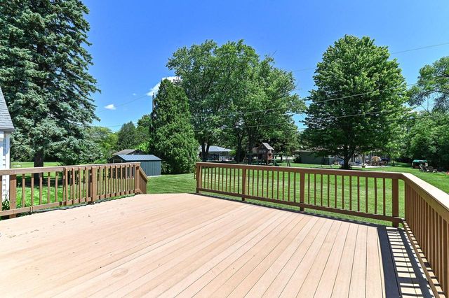 W156N8008 Pilgrim ROAD, Menomonee Falls, WI 53051