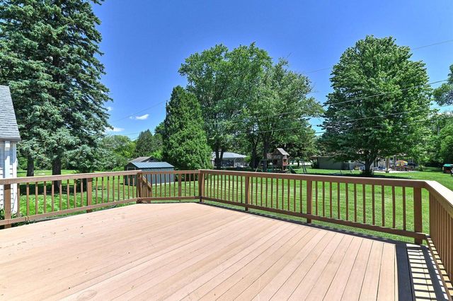 W156N8008 Pilgrim ROAD, Menomonee Falls, WI 53051