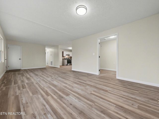 5503 Scenicwood Rd, Knoxville, TN 37912