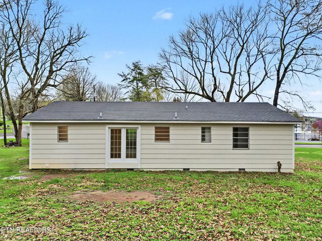 5503 Scenicwood Rd, Knoxville, TN 37912