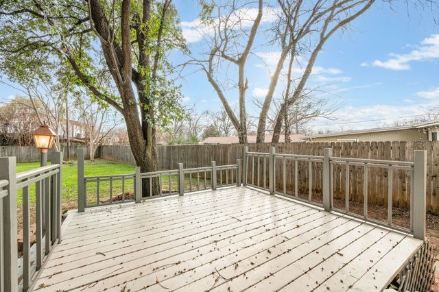 308 Wanda Way, Hurst, TX 76053