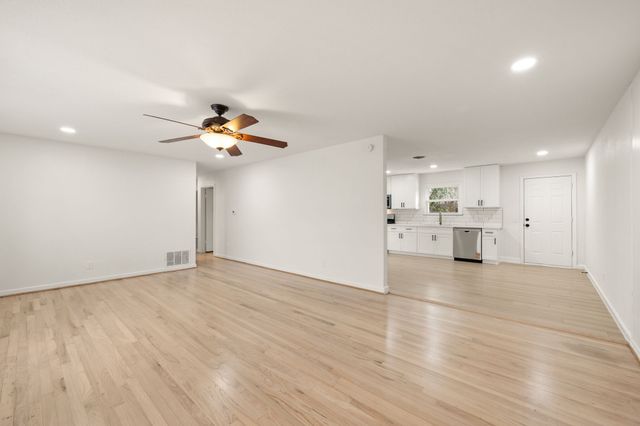 308 Wanda Way, Hurst, TX 76053