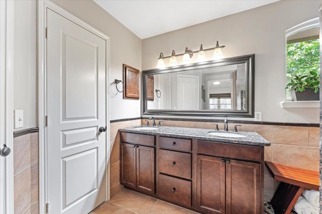 50 N Hollylaurel Circle, The Woodlands, TX 77382