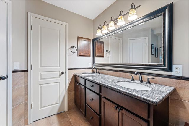 50 N Hollylaurel Circle, The Woodlands, TX 77382