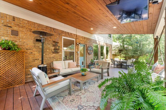 50 N Hollylaurel Circle, The Woodlands, TX 77382