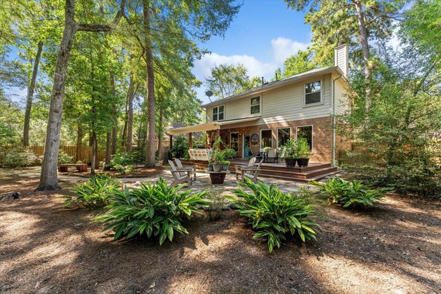 50 N Hollylaurel Circle, The Woodlands, TX 77382