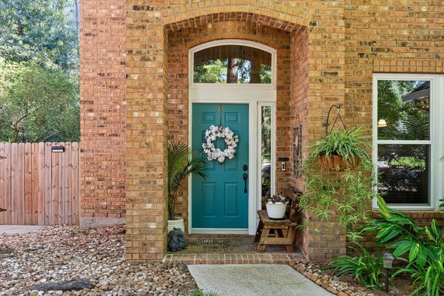50 N Hollylaurel Circle, The Woodlands, TX 77382
