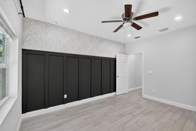 2694 Nokomis Avenue, West Palm Beach, FL 33409